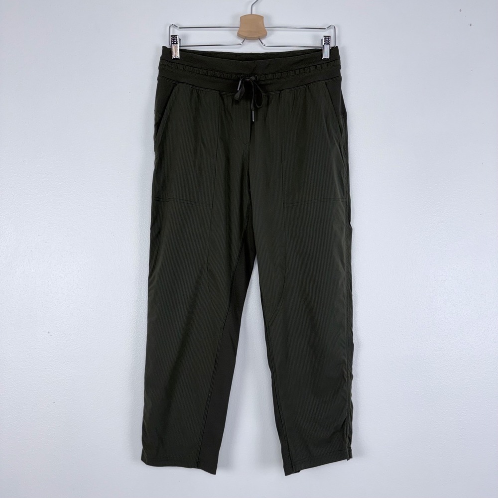 Lululemon Dance Studio Crop‎ 25" Womens 8 Dark Olive Joggers Athleisure Gorpcore